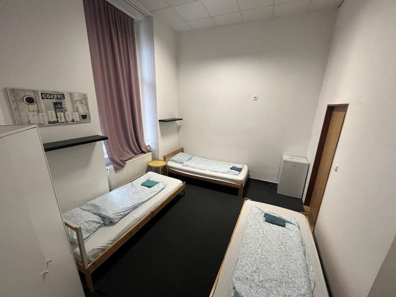 Rooms Veveri - Uvoz, 10 Min Peski Do Centru Brno Bagian luar foto