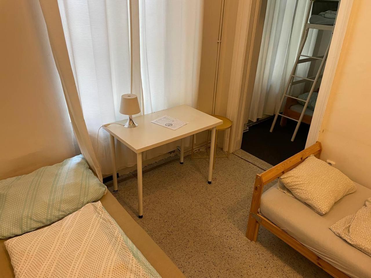 Rooms Veveri - Uvoz, 10 Min Peski Do Centru Brno Bagian luar foto