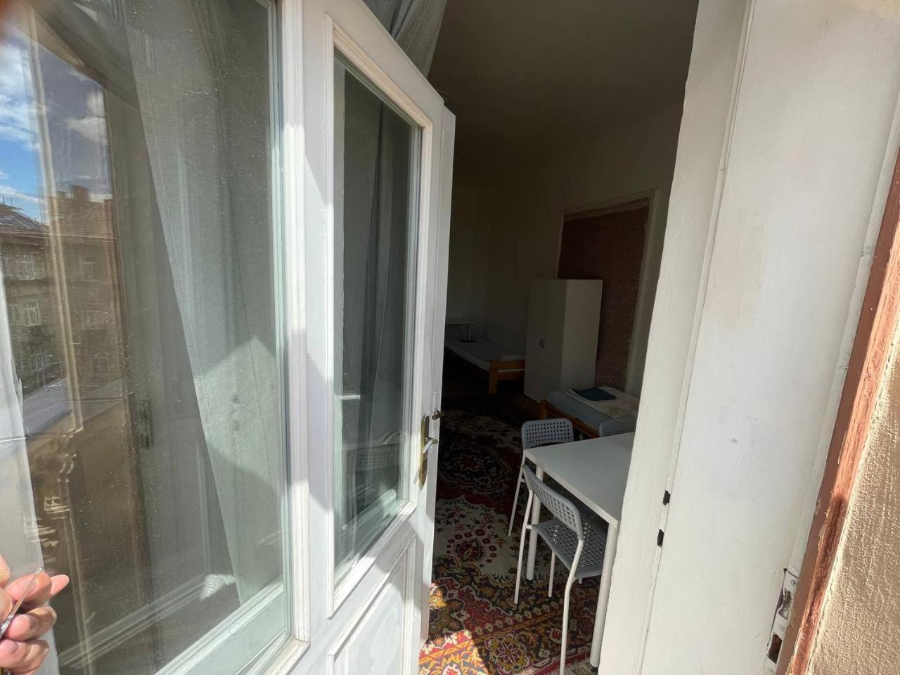 Rooms Veveri - Uvoz, 10 Min Peski Do Centru Brno Bagian luar foto