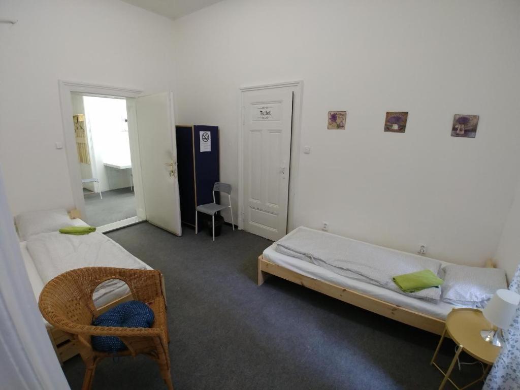 Rooms Veveri - Uvoz, 10 Min Peski Do Centru Brno Bagian luar foto