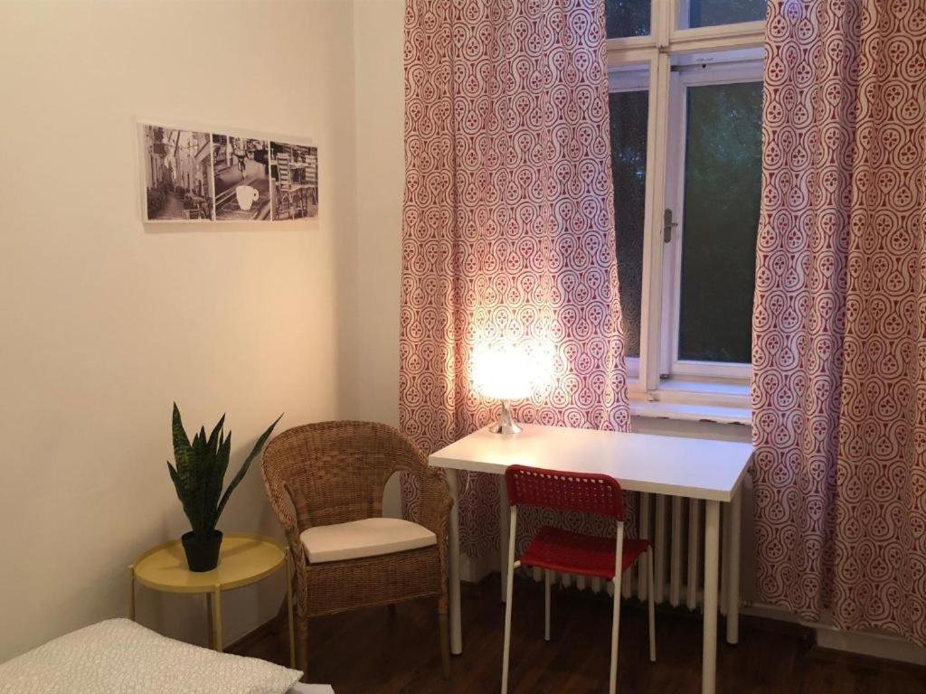 Rooms Veveri - Uvoz, 10 Min Peski Do Centru Brno Bagian luar foto