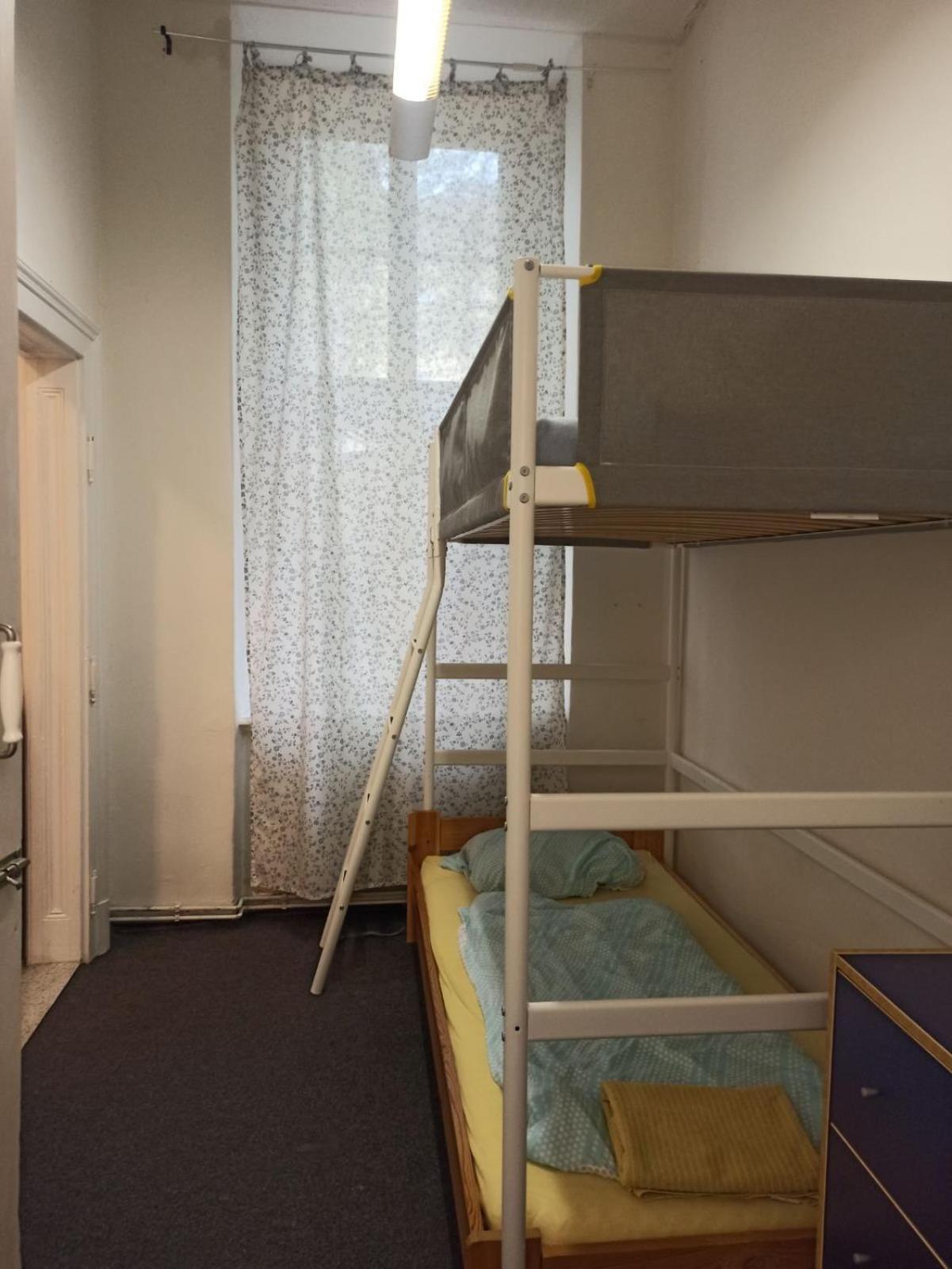 Rooms Veveri - Uvoz, 10 Min Peski Do Centru Brno Bagian luar foto