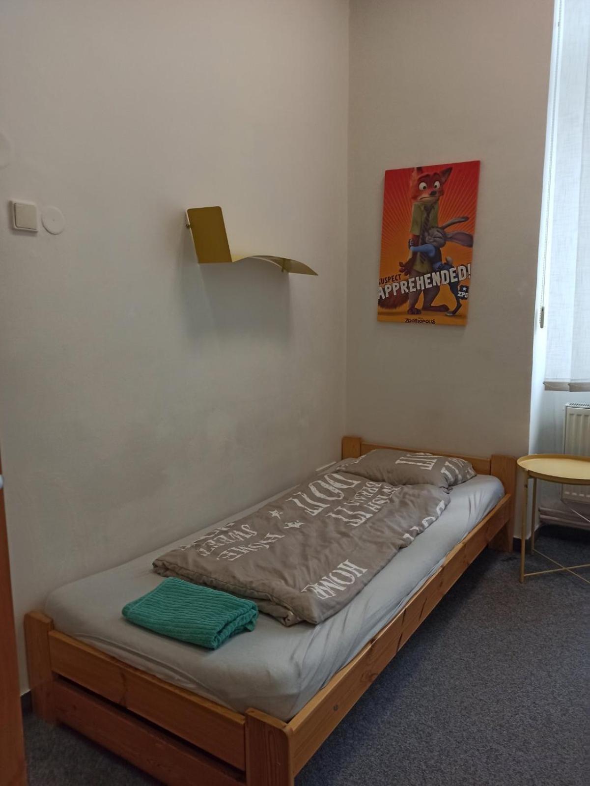 Rooms Veveri - Uvoz, 10 Min Peski Do Centru Brno Bagian luar foto