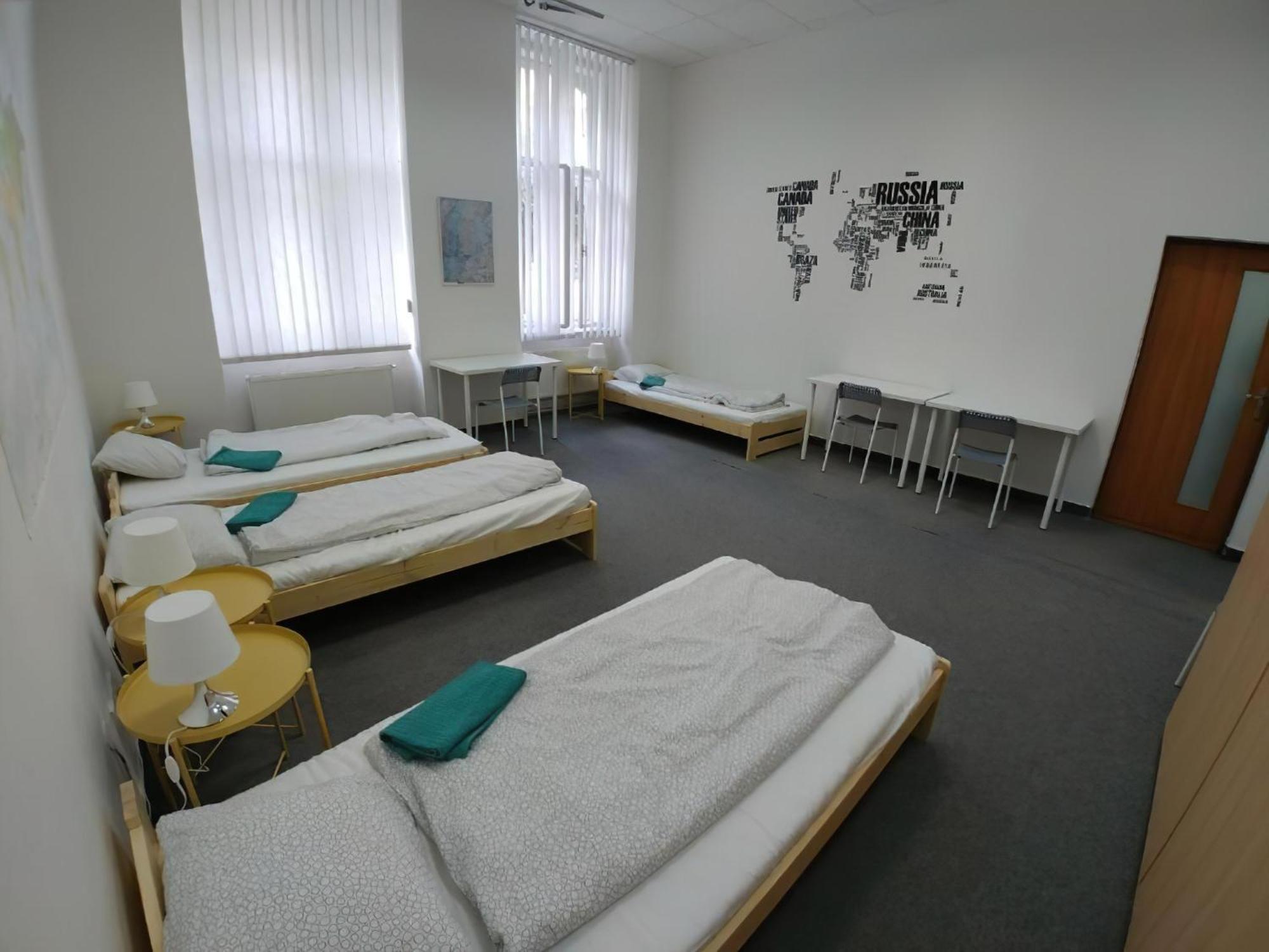 Rooms Veveri - Uvoz, 10 Min Peski Do Centru Brno Bagian luar foto